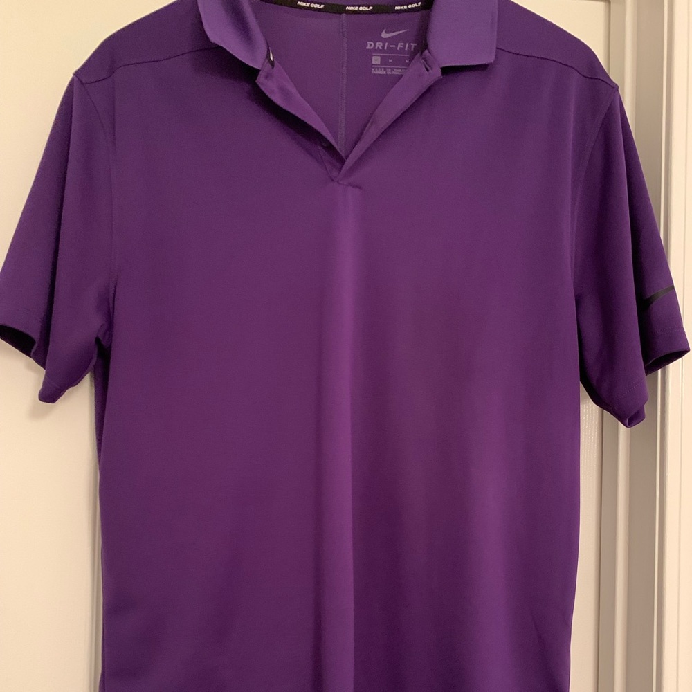 Nike dri-fit women’s gold shirt